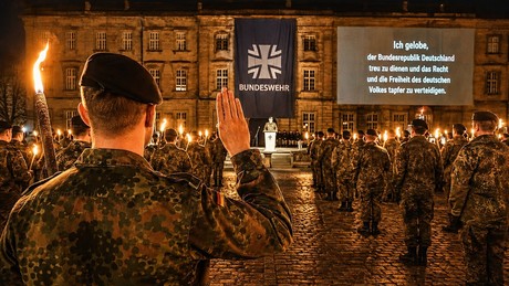 Röwekamp setzt Stichtag zur Wiedereinführung der Wehrpflicht