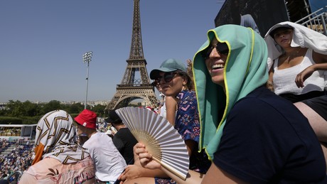 Vize-Bürgermeisterin von Paris macht USA für tödliche Hitzewelle in Frankreich verantwortlich