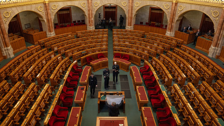 Magyar: Gesetzentwurf über Rücktritt des ungarischen Präsidenten ins Parlament eingebracht