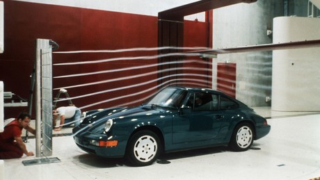 Go woke, go broke? Porsche streicht weitere 4.000 Stellen