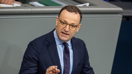 Spahn will Wahlrecht von Björn Höcke attackieren