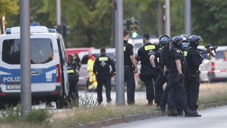 Berlin: Drama in Supermarkt – Polizei überwältigt Geiselnehmer