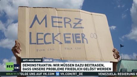 Protest gegen Merz: Kritik an Reformen, Kürzungen und Kriegspolitik