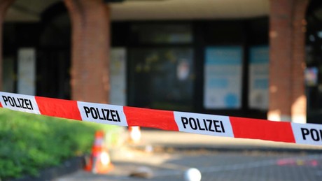 Messerattacke in Köln: 14-Jähriger schwer verletzt – vorbestrafter Obdachloser in U-Haft