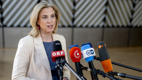 Österreich bestellt russischen Botschafter ein