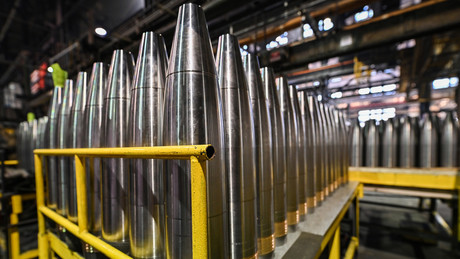 Pentagon: Plan zur Steigerung der Artilleriegeschoss-Produktion gescheitert