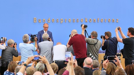 Sommerpressekonferenz: Merz kündigt an, AfD-Ministerpräsidenten "zu verhindern"