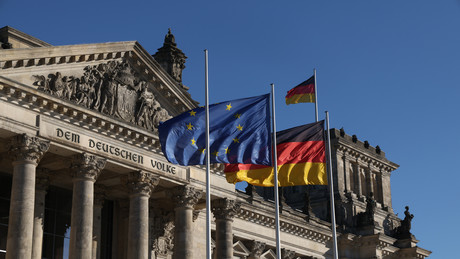 Deutsche Sozialausgaben steigen weiter – Großteil für Renten ausgegeben