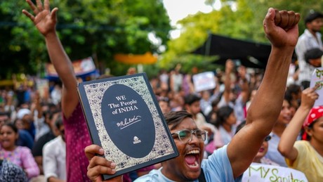 Vom Meme zum Chaos: Warum Indiens "Kakerlaken"-Demonstranten ihre Proteste nicht beenden wollen
