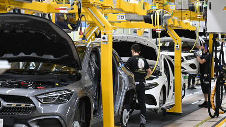 Warnsignal in der Autoindustrie: Mercedes-Benz senkt Umsatzprognose