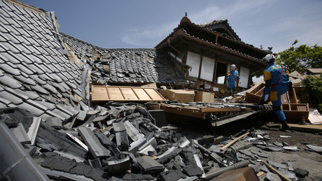 Japans Südwesten von schwerem Erdbeben erschüttert