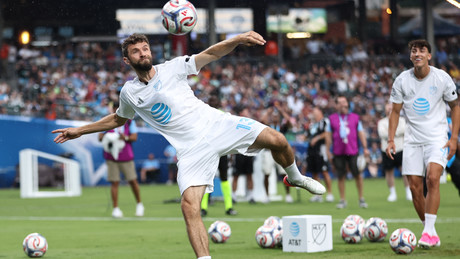 "Absolute Legende": Thomas Müller stellt Rekord in der Shooting-Challenge