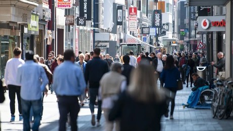 Nach Tankrabattende – Inflationsrate in Deutschland steigt deutlich an