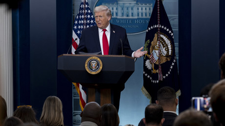 Medien: Trump kündigt Angriffe auf Iran noch an diesem Wochenende an
