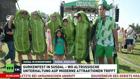 Grüner Karneval in Susdal: Eine Stadt im Gurkenfieber