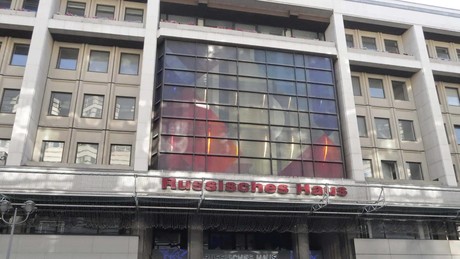 Russisches Haus statt Vonovia enteignen: Berliner SPD-Mann provoziert mit Schwachsinn