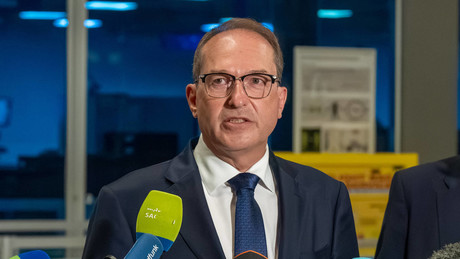 Lizenz zum Eingreifen – Verfassungsschutz soll aktiver Geheimdienst werden