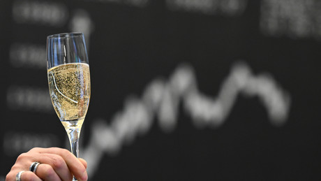 DAX erreicht Rekordhoch: Anleger setzen auf Entspannung und fallende Ölpreise