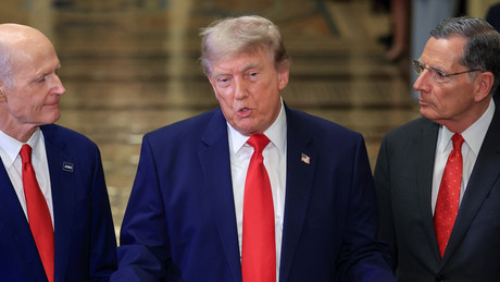 Umfrage: Trumps Zustimmungswerte fallen auf neues Tief