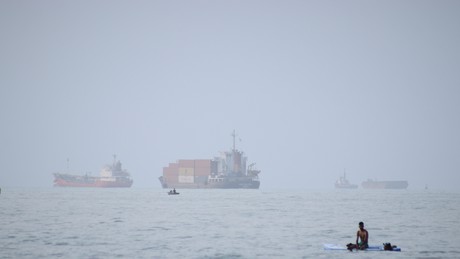 USA schleusen heimlich Öltanker über südliche Schifffahrtsroute durch die Straße von Hormus