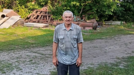 Weil er mit Gewehr auf ukrainische Drohne schoss: Russischer Bauer erhält Geldstrafe (EXKLUSIV)
