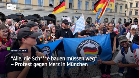 "Alle, die Sch***e bauen müssen weg" – Protest gegen Merz in München