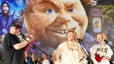 Verstehen Elektriker nichts vom Kino? Neuer Skandal um russische Filmemacher