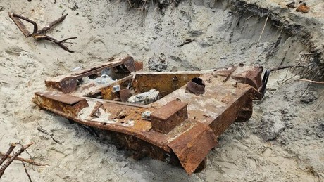 Seltener Wehrmachtspanzer bei Kaliningrad entdeckt