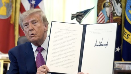 Handelsstreit mit Kanada: Trump benennt Ontariosee in "Lake America" um