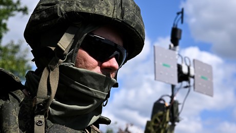 Liveticker Ukraine-Krieg – El Mundo: Russland legt Starlink der Ukrainer lahm