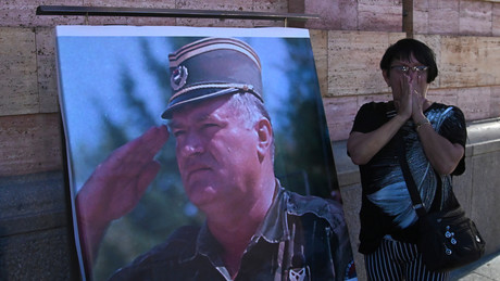 Vučić kritisiert IStGHJ wegen Weigerung, Mladić freizulassen