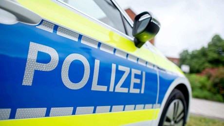 Brandenburg: Frau in Erkner auf offener Straße mit Messer getötet – Täter nach Flucht gefasst