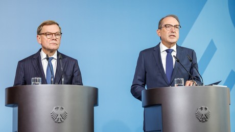 Ob Dobrindt und Wadephul am Ende lachen?