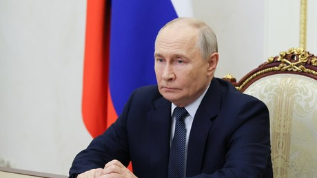 Liveticker Ukraine-Krieg: Putin ordnet dreitägige Aussetzung der Angriffe auf Kiew an