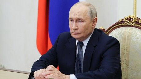 Liveticker Ukraine-Krieg: Putin ordnet dreitägige Aussetzung der Angriffe auf Kiew an