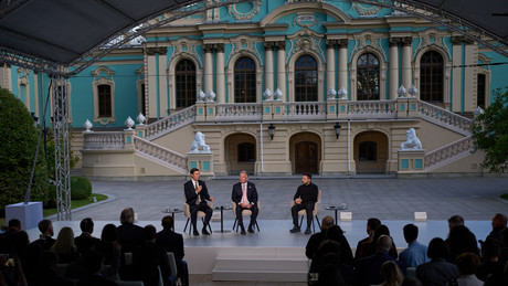 Liveticker Ukraine-Krieg: Witkoffs und Kushners Verhandlungen mit Selenskij beendet