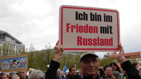 Brief an russischen Botschafter: Friedensaktivistin entschuldigt sich für deutsche Politik