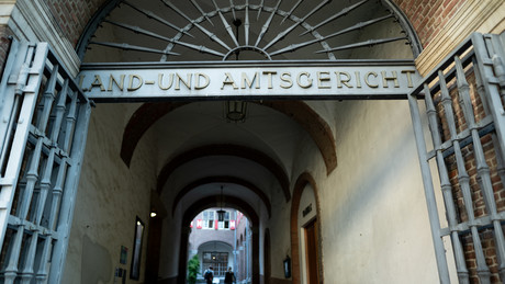 Deutsche Justiz: Darm voll Drogen kein Haftgrund