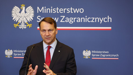 Moskau: Sikorskis Äußerungen zu NATO-Übungen nahe Kaliningrad gefährden Polen selbst 