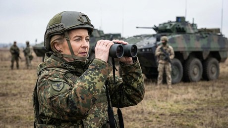 Von der Leyen will die Europäische Union in einen Militärblock verwandeln