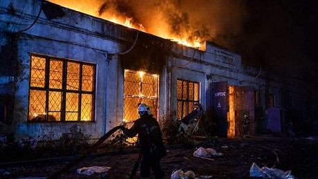 Liveticker Ukraine-Krieg: Logistikzentren und Lager in Gebieten Kiew und Odessa getroffen