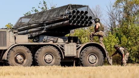Liveticker Ukraine-Krieg: Russische Armee attackiert Rüstungsbetriebe in Kiew und im Gebiet Odessa