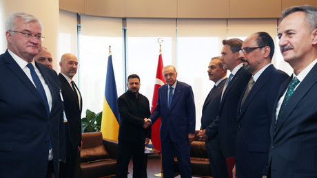 Erdoğan an Selenskij: Es gibt keine Rechtfertigung für Angriffe auf Handelsschiffe im Schwarzen Meer