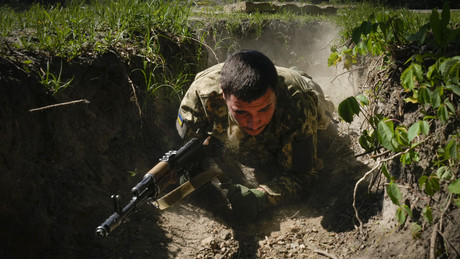 Liveticker Ukraine-Krieg: Seit 2022 rund 22.000 ukrainische Soldaten in Frankreich ausgebildet