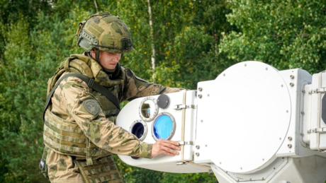 Russland erprobt radmobile Laserwaffe gegen Multikopter-Drohnen