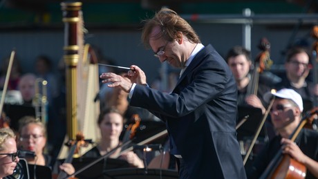 Fabio Mastrangelo inszeniert in Neapel vergessene Oper über Russland