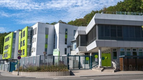 1.800 Arbeitsplätze betroffen – BioNTech schließt drei Werke auf einmal