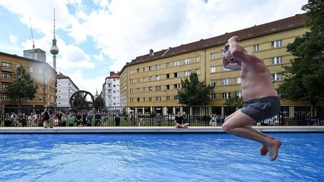 "Volksbad Berlin": Saison endet mit Finanzdefizit, aber zufriedenem Intendanten