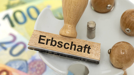 Geerbt und geschenkt wird immer noch im Westen