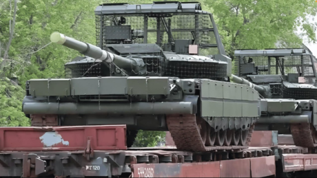 Rache der Panzer? Russland testet abstandsaktives Schutzsystem – neue Version schießt Drohnen ab